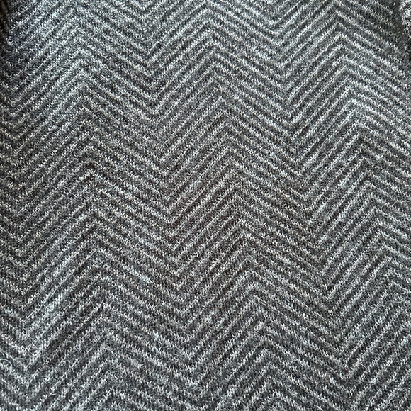 Carole Little 100% Wool Cardigan Gray Herringbone Shawl Collar Size XL - Picture 3 of 6